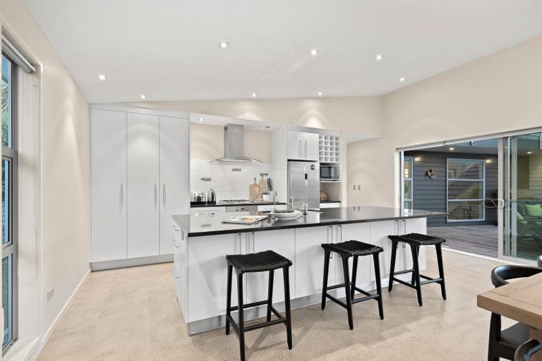 Photo of property in 47 Taumata Road, Omaha, 0986