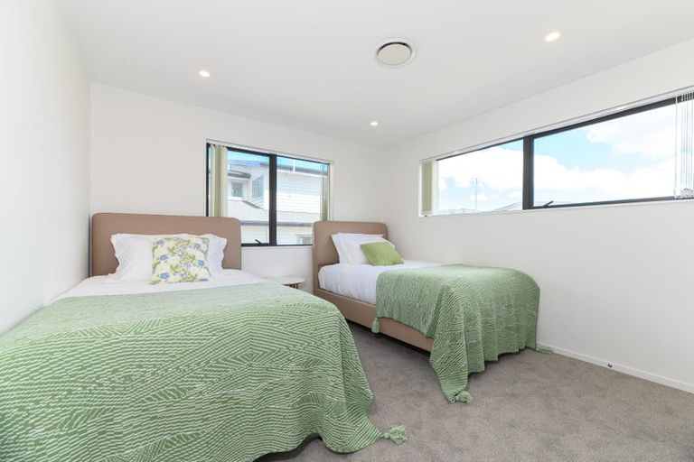 Photo of property in 5 Paitry Place, Swanson, Auckland, 0614