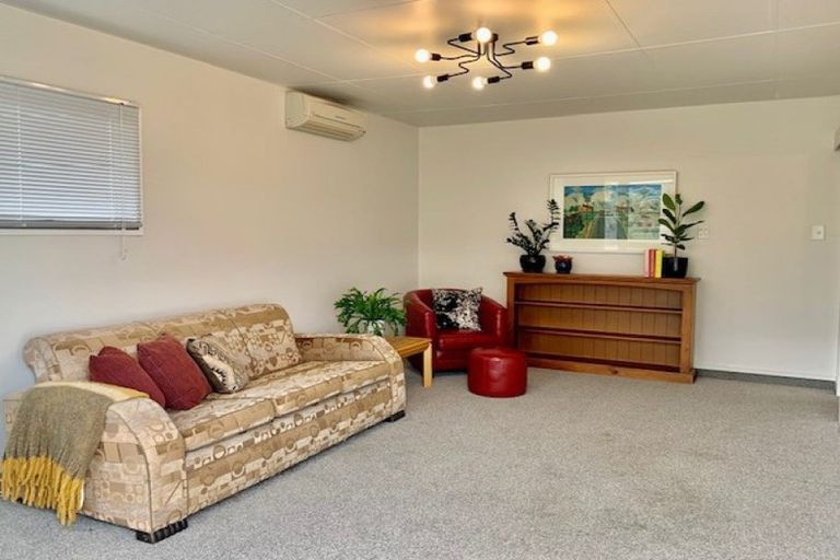 Photo of property in 1/8 Lee Road, Taradale, Napier, 4112