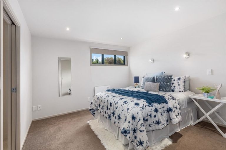 Photo of property in 21 The Bollard, Whitby, Porirua, 5024