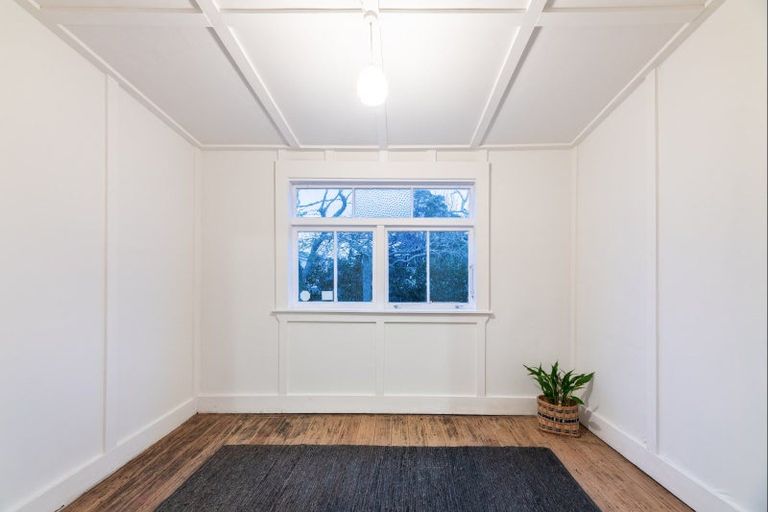 Photo of property in 2/2 Evan Street, Belmont, Auckland, 0622