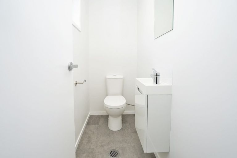 Photo of property in 16/10 Burrows Place, Frankton, Hamilton, 3204