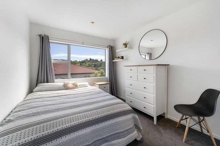 Photo of property in 51 Te Puia Drive, Aotea, Porirua, 5024