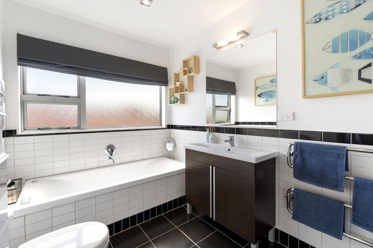 Photo of property in 51 Te Puia Drive, Aotea, Porirua, 5024