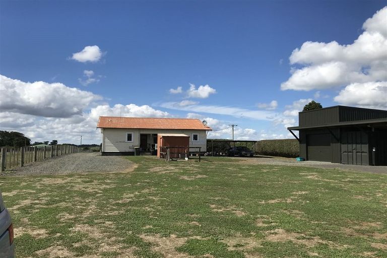 Photo of property in 582 Linwood Road, Karaka, Papakura, 2580