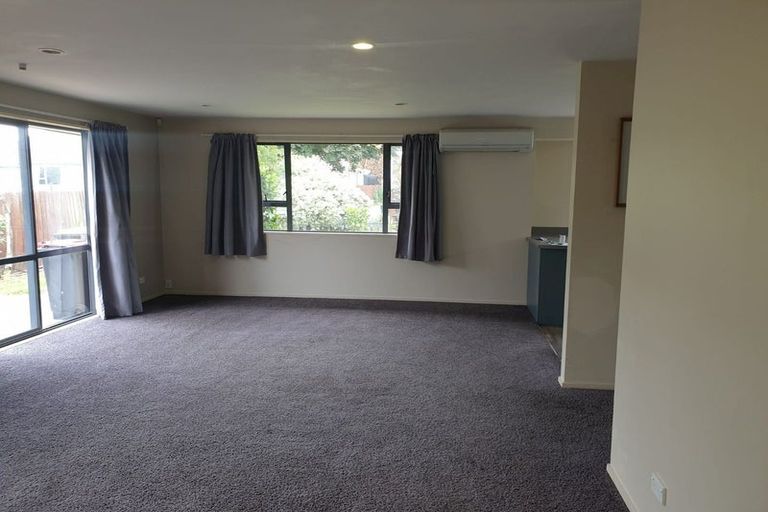 Photo of property in 1 Roche Avenue, Upper Riccarton, Christchurch, 8041