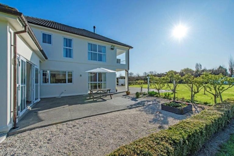 Photo of property in 76 Tuahiwi Road, Tuahiwi, Kaiapoi, 7691