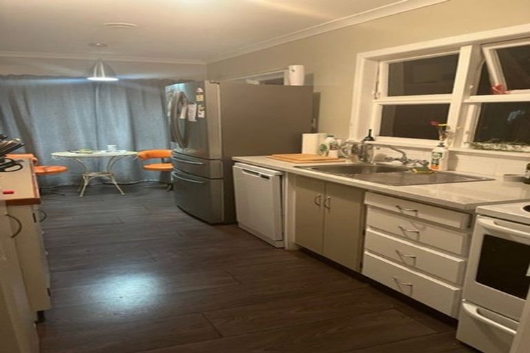 Photo of property in 10 Cargill Street, Levin, 5510