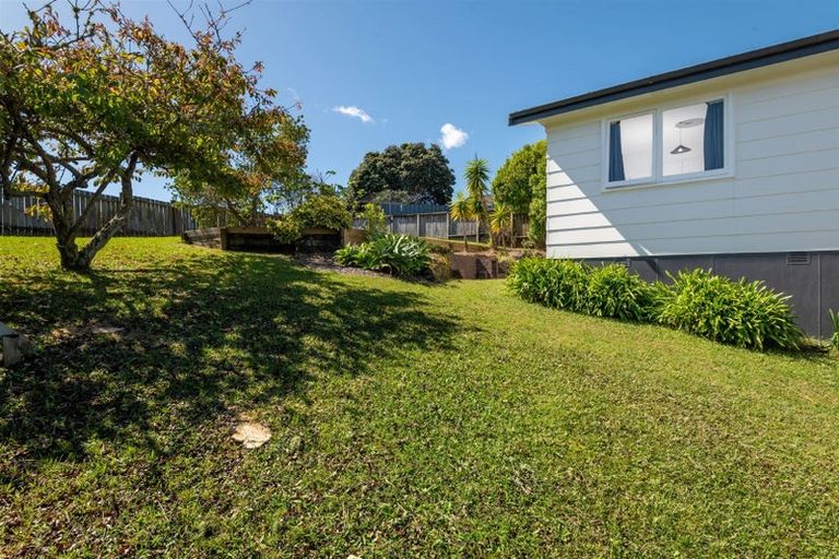 Photo of property in 7 Simon Ellice Drive, Bayview, Auckland, 0629