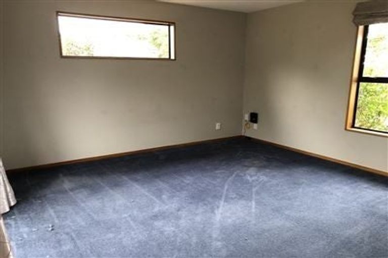 Photo of property in 11 Heriott Close, Burwood, Christchurch, 8083