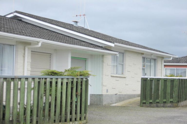 Photo of property in 60a Winchester Street, Levin, 5510