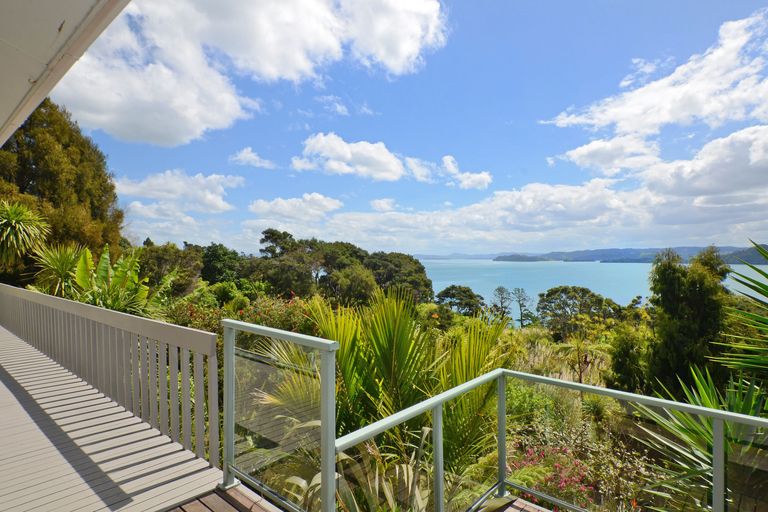 Photo of property in 46 Reotahi Road, Whangarei Heads, Whangarei, 0174