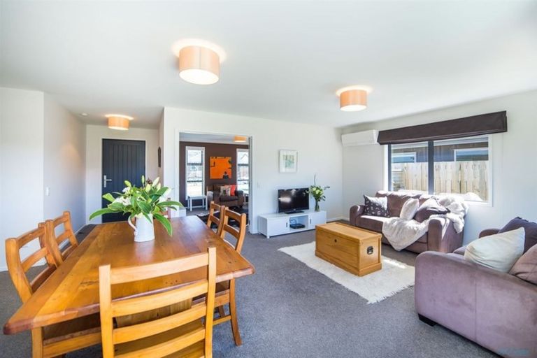 Photo of property in 17 Myles Way, Lower Shotover, Queenstown, 9304