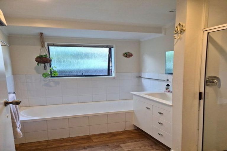 Photo of property in 7 Endeavour Avenue, Welcome Bay, Tauranga, 3112