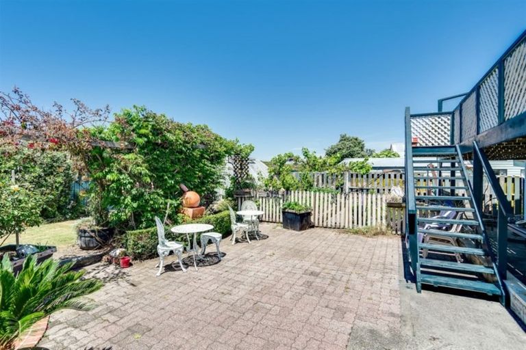 Photo of property in 68 Rogers Road, Bay View, Napier, 4104