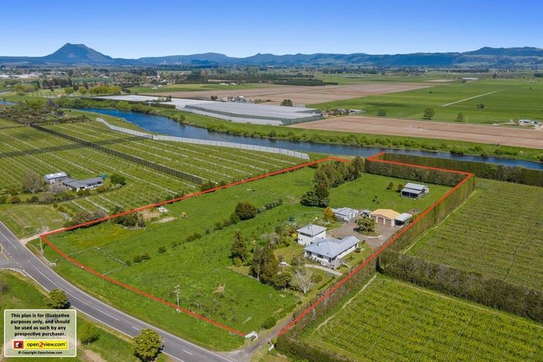 Photo of property in 424 East Bank Road, Edgecumbe, Whakatane, 3193