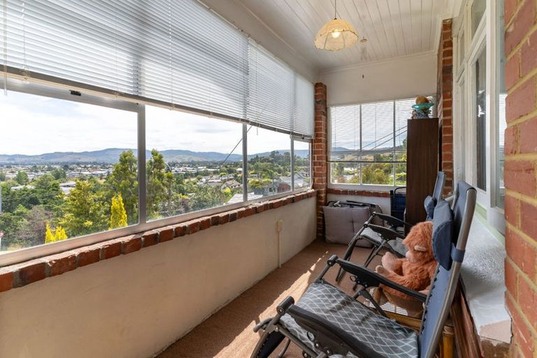 Photo of property in 16 Braeside, Kinmont Park, Mosgiel, 9024