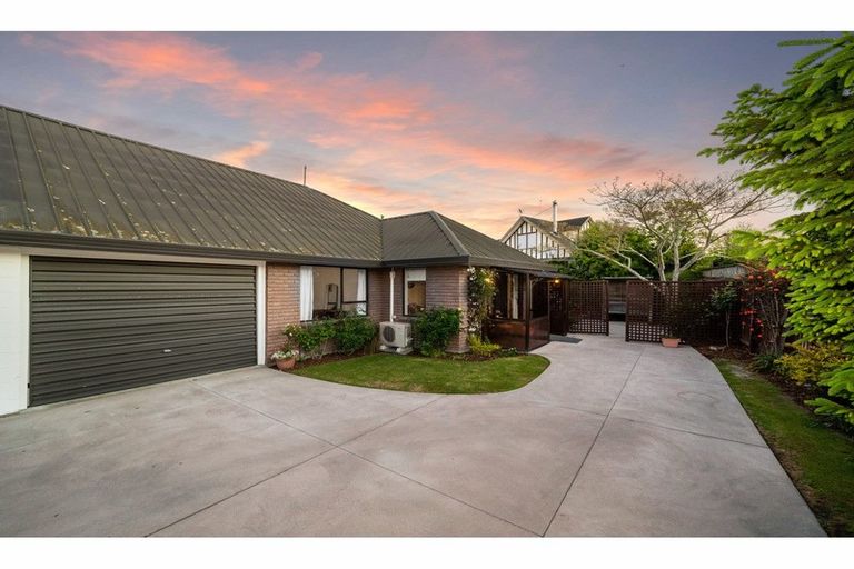 Photo of property in 26b Lowry Avenue, Redwood, Christchurch, 8051