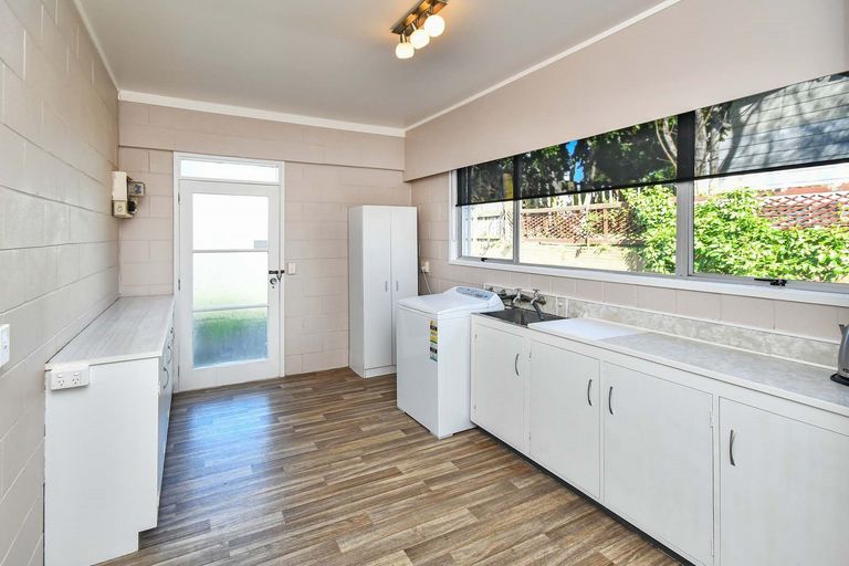 Photo of property in 1/19 Snell Avenue, Papakura, 2110