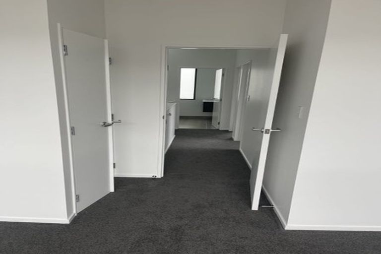 Photo of property in 1a Mamari Street, Rongotai, Wellington, 6022