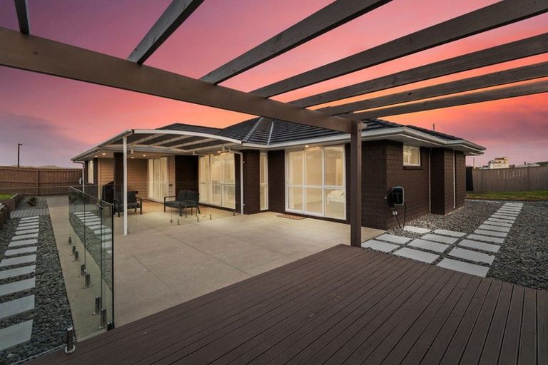 Photo of property in 4 Ulcoats Lane, Pokeno, 2402