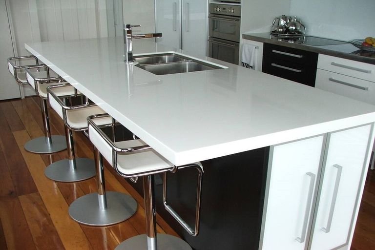 Photo of property in 17 Palliser Road, Roseneath, Wellington, 6011