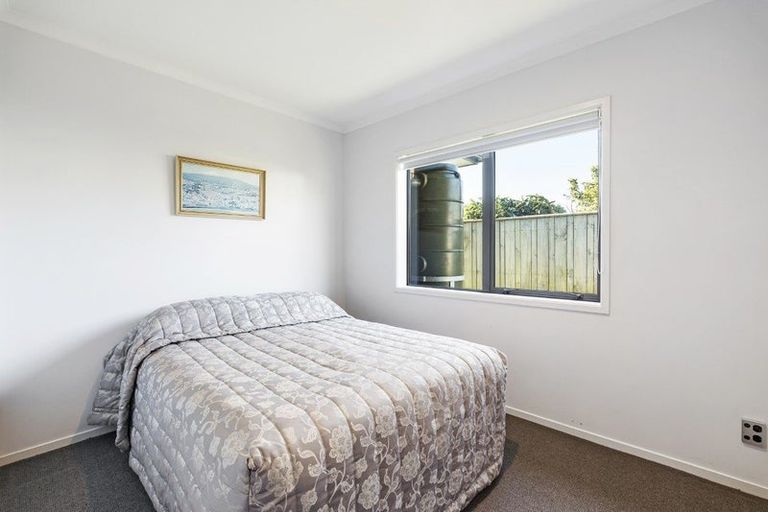 Photo of property in 63 Lismore Street, Merrilands, New Plymouth, 4312