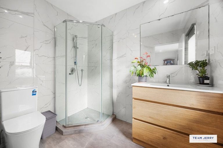 Photo of property in 9 Kairakau Street, Takanini, 2110