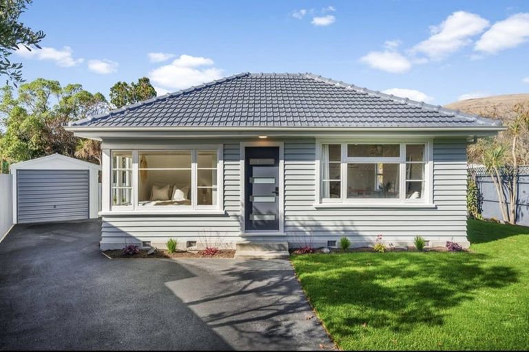 Photo of property in 69 Wakefield Avenue, Sumner, Christchurch, 8081