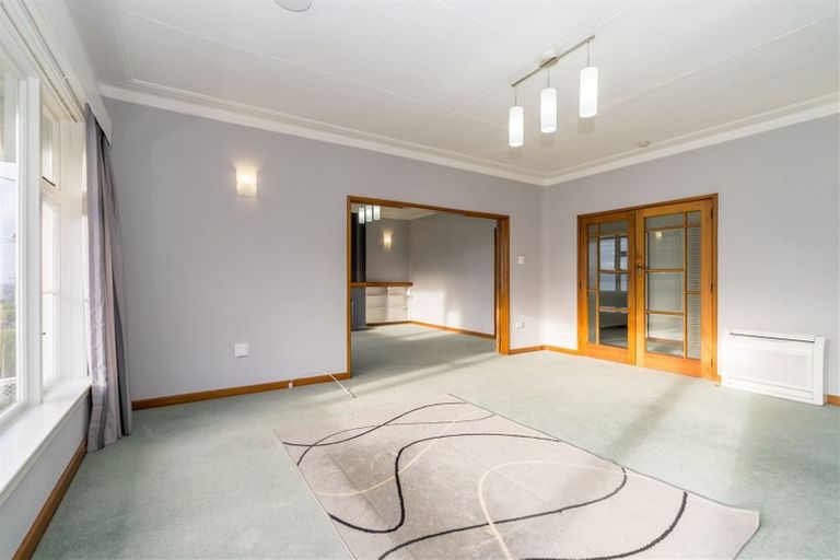 Photo of property in 131 Eglinton Road, Mornington, Dunedin, 9011