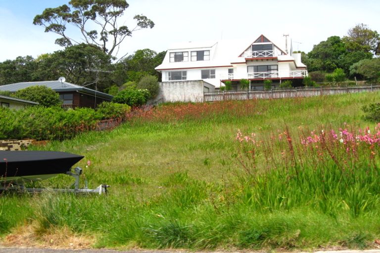 Photo of property in 113 Pacific Parade, Army Bay, Whangaparaoa, 0930