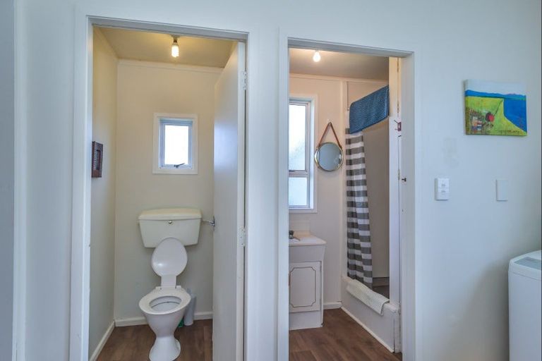 Photo of property in 10 Mahuri Street, Himatangi Beach, Foxton, 4891