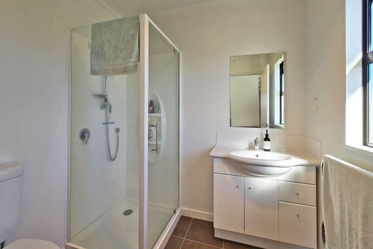 Photo of property in 16a Windsor Terrace, Taradale, Napier, 4112