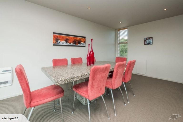 Photo of property in 1a Burgess Hill Road, Burgess Park, New Plymouth, 4371