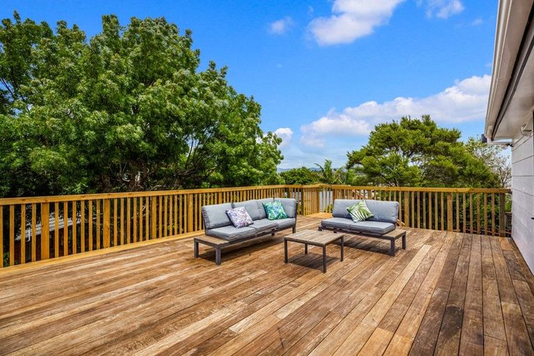 Photo of property in 96 Waimumu Road, Massey, Auckland, 0614