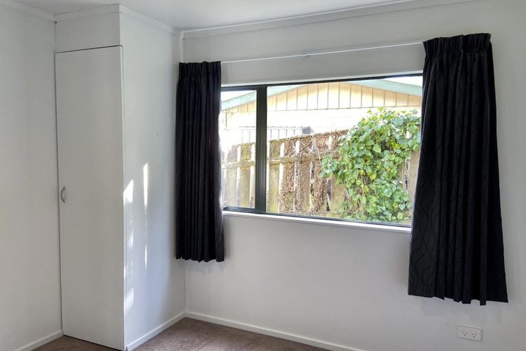Photo of property in 25 Seaview Crescent, Picton, 7220