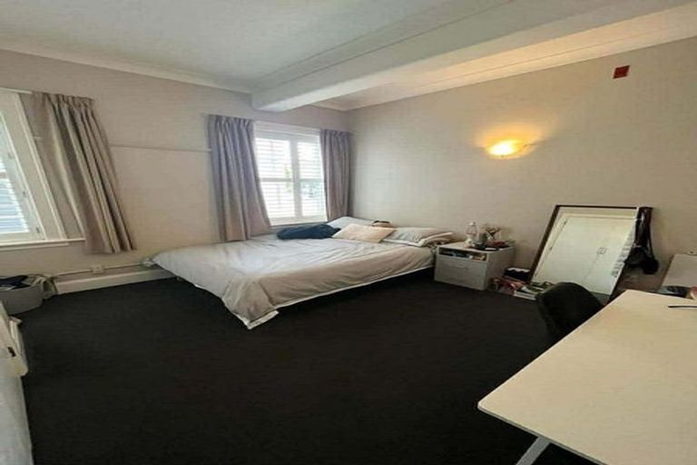 Photo of property in Fire Station Apartments, 54 Northland Road, Northland, Wellington, 6012