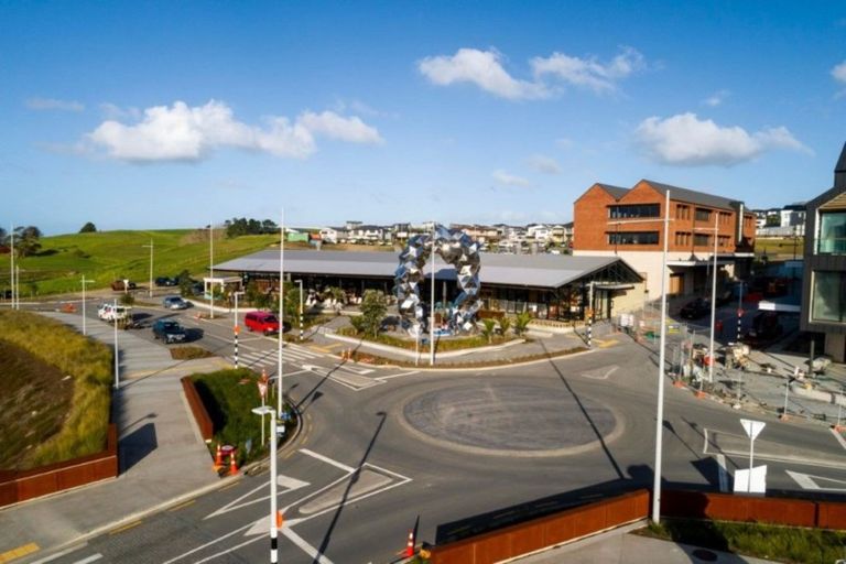 Photo of property in 59 Glenvar Ridge Road, Long Bay, Auckland, 0630