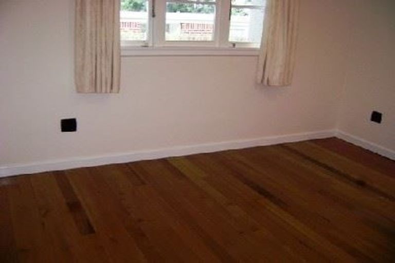 Photo of property in 2/74 Valley Road, Mount Eden, Auckland, 1024