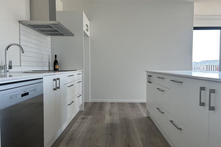 Photo of property in 304/2 Onepu Road, Kilbirnie, Wellington, 6022