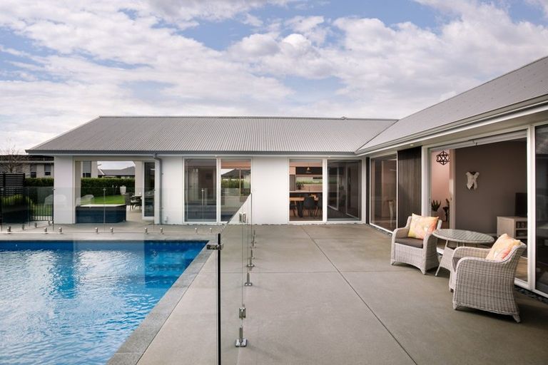 Photo of property in 109 Saint Kilda Road, Cambridge, 3434