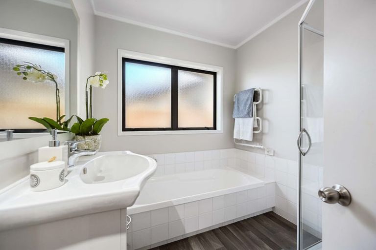 Photo of property in 19 Mickelson Avenue, Rototuna, Hamilton, 3210