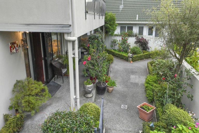 Photo of property in 17/4 Havelock Road, Havelock North, 4130