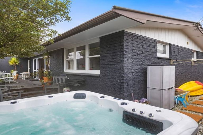 Photo of property in 1/86 Pillans Road, Otumoetai, Tauranga, 3110