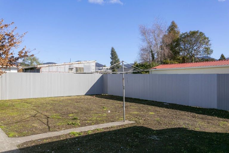 Photo of property in 19 Te Takinga Street, Turangi, 3334