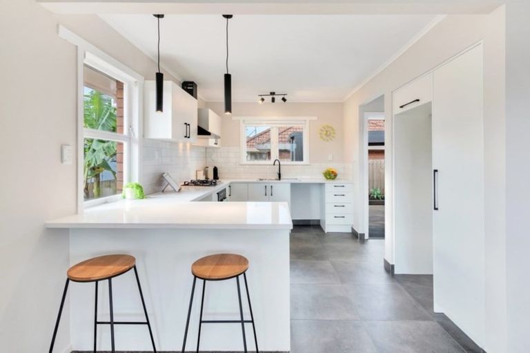 Photo of property in 1/84 Wallace Road, Papatoetoe, Auckland, 2025