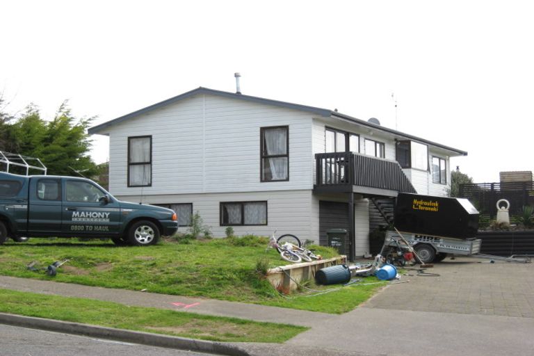 Photo of property in 5 Erica Place, Bell Block, New Plymouth, 4312
