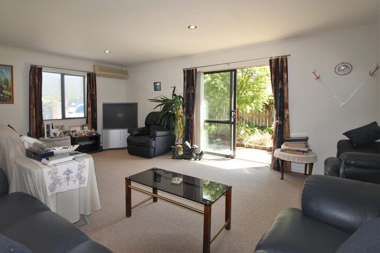 Photo of property in 112 Shields Street, Clyde, 9330