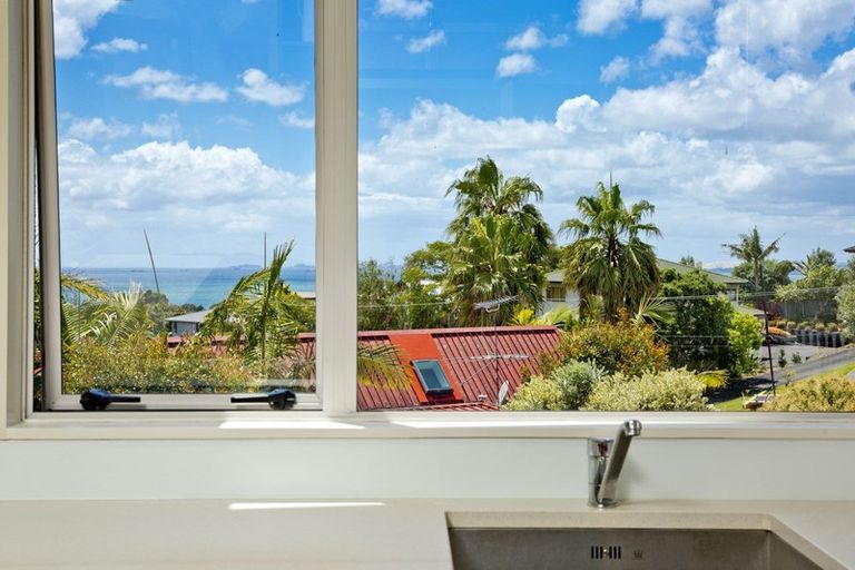 Photo of property in 3/8 Braemar Road, Castor Bay, Auckland, 0620