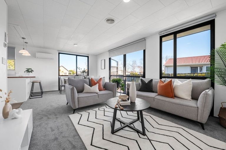 Photo of property in 18 Garland Drive, St Andrews, Hamilton, 3200